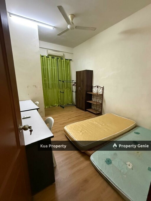 Double Storey Terrace Intermediate House at Uni Garden, Samarahan