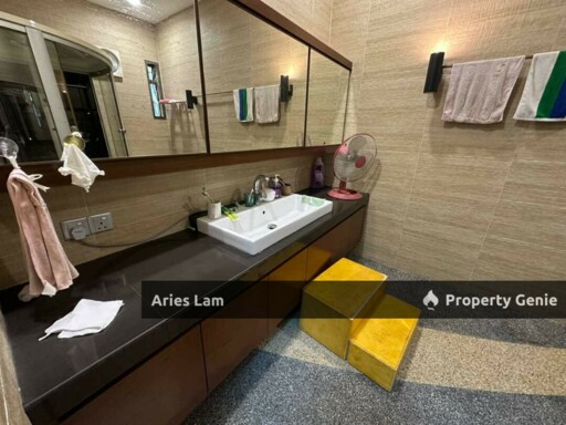 Impian Emas 2 Storey Semi-D Corner Lot