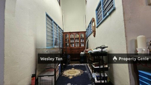 Ayer Keroh Fully Extended 5 Rooms Semi D Corner 54x80 Non Bumi 3-phase