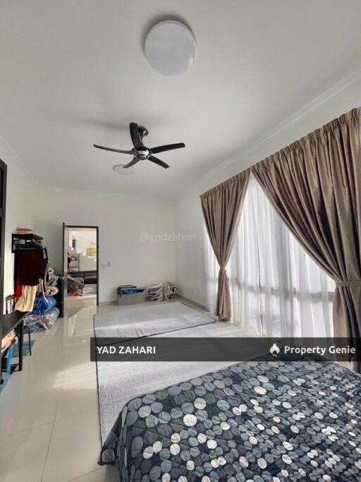 Semi-furnished Double Storey Zero Lot Bungalow Next to the Natural Lake, Perdana Heights
