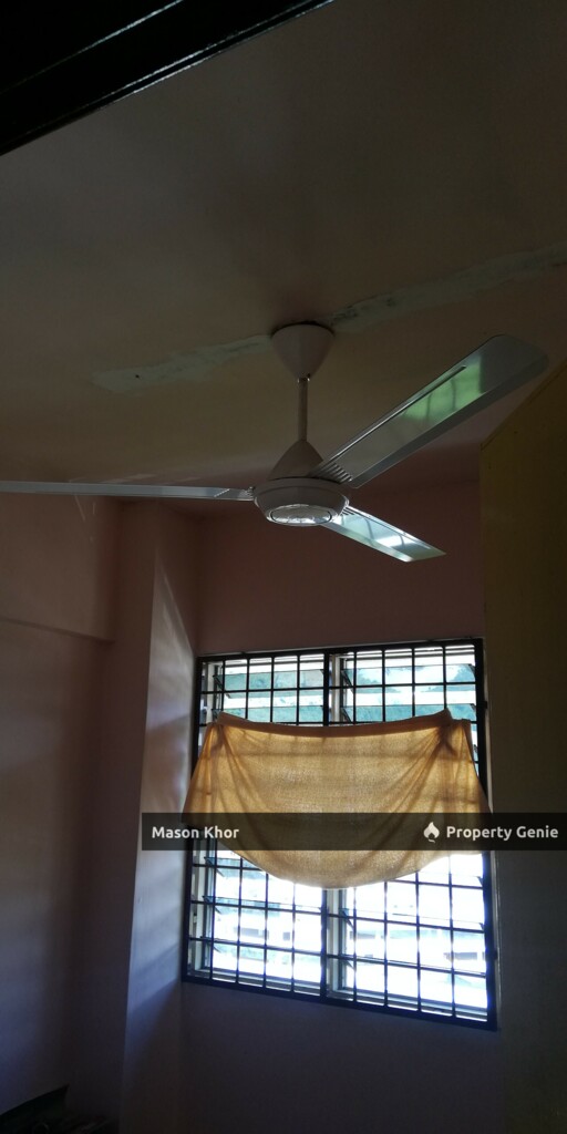 DESA BAIDURI APARTMENT 700sf MIDDLE FLOOR FULLY RENOVATED AYER ITAM