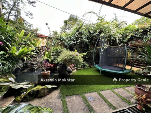 CORNER NICE RENOVATED & EXTENDED 2 STOREY SEMI D HOUSE SS4 KELANA JAYA  SELANGOR
