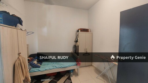 Spacious & Affordable: Service Apartment for Sale in Saville, Kajang!