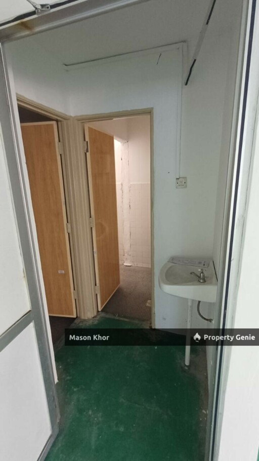 TAMAN NAGASARI CORNER 2-STOREY LIGHT INDUSTRY WAREHOUSE 3500sf BARE UNIT PERAI