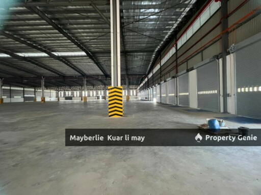 Semenyih RM120k Detached Factory / Warehouse For Rent