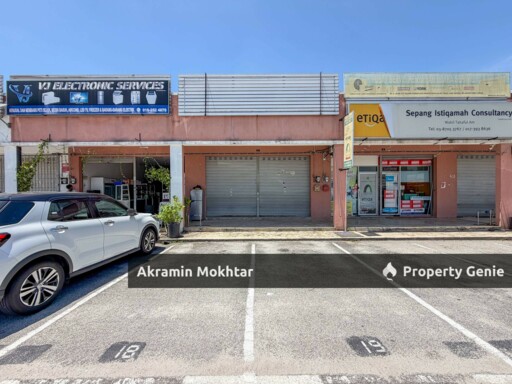 Facing OpenSingle | Storey Shoplot at Kosmopleks, Bandar Baru Salak Tinggi, Sepang