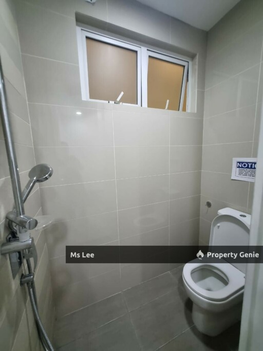 Binjai 8 @ KLCC -Near LRT, Partly furnished Office, Level 29 KL Tower & KLCC park view