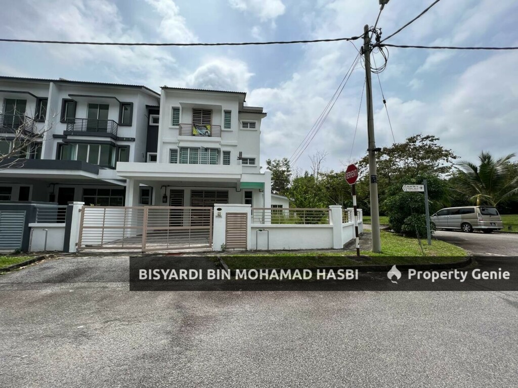 RENOVATED 2.5 STOREY CORNER LOT, KEPAYANG HEIGHTS, SEREMBAN .