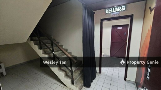 Melaka Raya 3 Commercial Adjoining Shops 66x70 Main Road with Parking