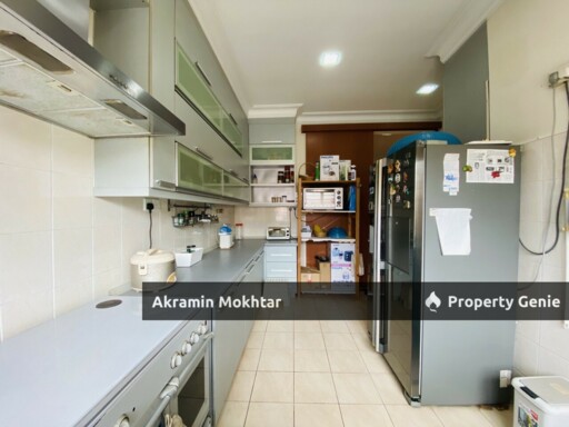 FREEHOLD & RENOVATED | SERING UKAY 2.5 STOREY SUPERLINK
