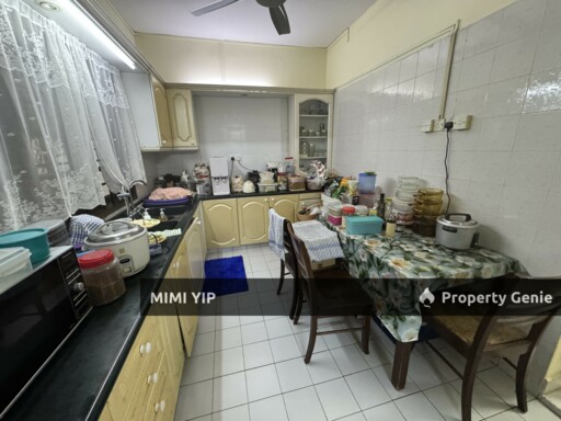 2 Storey Terrace Semi-D Bandar Tun Hussein Onn