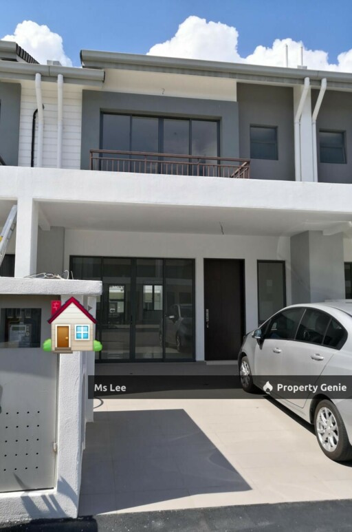 Renovated 2 Storey House - Diamond City @ Semenyih - Sale Below Bank Value Rm40k