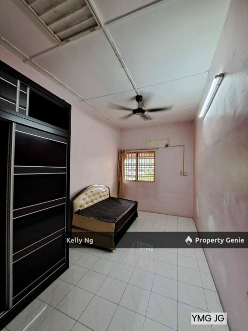 Double Sty Renovated Good Condition House At Klang Utama For Sale