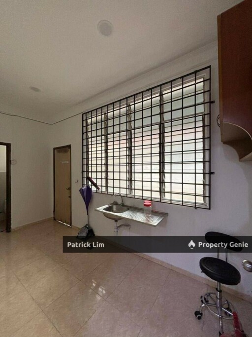 Bukit Beruang Ground Floor Shop Lot For Rent