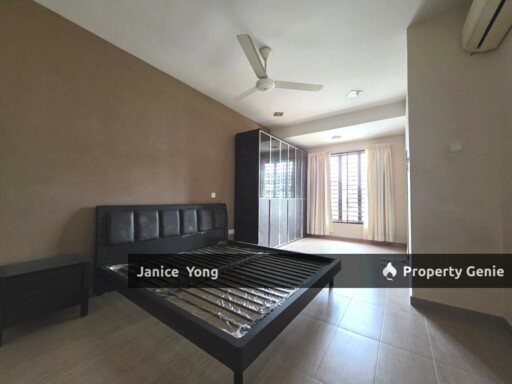 Taman Johor Jaya Jalan Anggerik