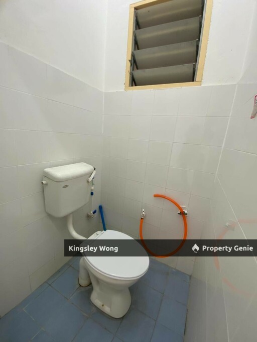 Bandar Seri Botani Single Storey Terrace House Good Condition First Home Buyer Near Hospital Schools Mall
