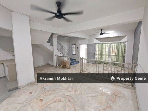 Freehold & Renovated | Double Storey Terrace (Intermediate)  Desa 12, Bandar Country Homes, Rawang, Selangor.