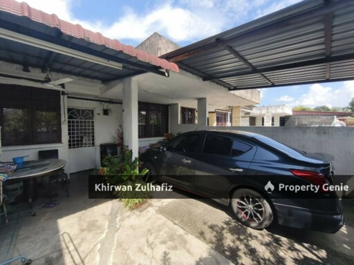 Jalan Teratai Bukit Beruntung Single Storey For Sale