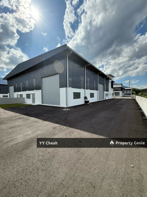 Chepor Chemor Ipoh, 1.5 Factory For Rent, Modern 4 in 1 Great location
