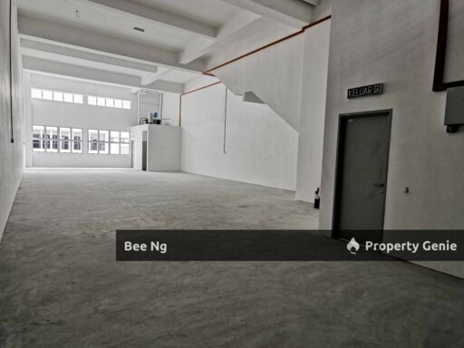 Desa Cemerlang / Jalan Gemilang / 2 Storey Terrace Link Factory