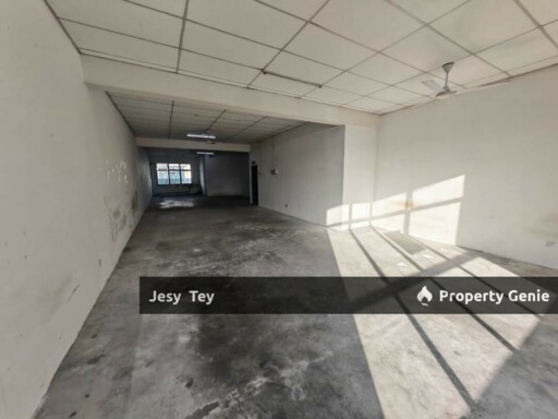 Skudai, Jalan Pulai Mutiara 4/x (1St Floor Shoplot For Rent)