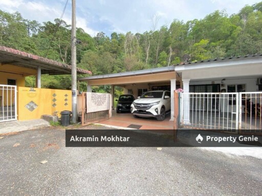 Single Storey Terrace Corner Taman Matang Jaya, Sungai Buloh.