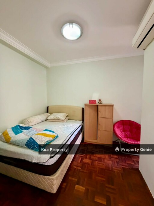 Lee Ling Villa Walk Up Apartment for Rent!