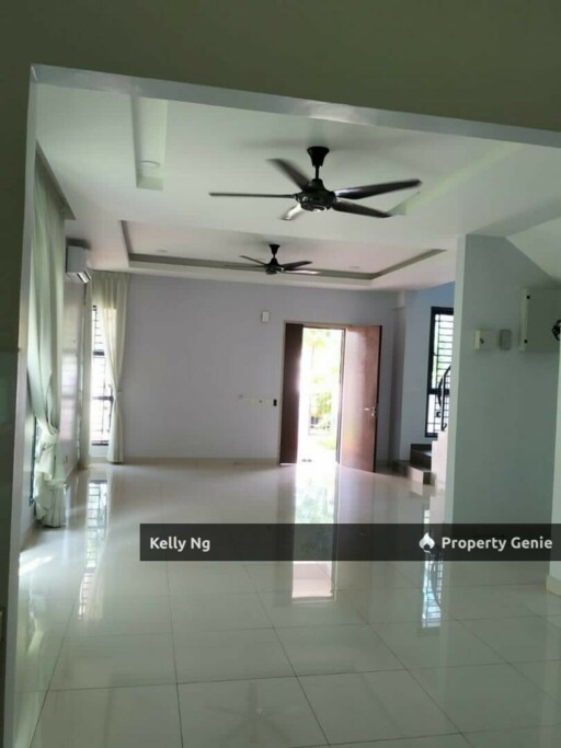 Cluster Semi D Partly Furnished Periwinkle At Bandar Rimbayu For Rent