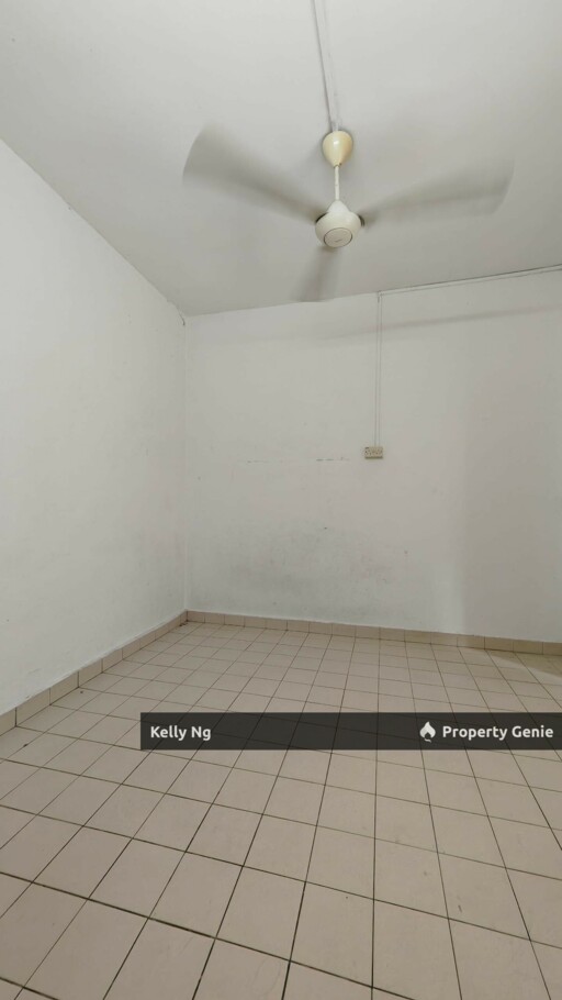 2 Sty House At Bandar Botanic Kiara For Rent