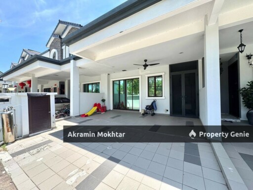 FREEHOLD, RENOVATED & LAKE VIEW | 2 Storey Link Villa Setia Marina 3, Setia Eco Glades, CYBERJAYA.