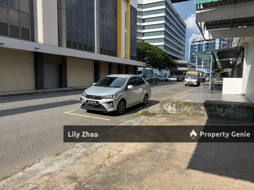 Warehouse / Showroom / Office, 6,400 sq ft Light Industrial 2-Storey Shop Lot📍Sadong Jaya, KK City Centre