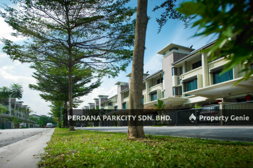 Southlake, Desa Parkcity