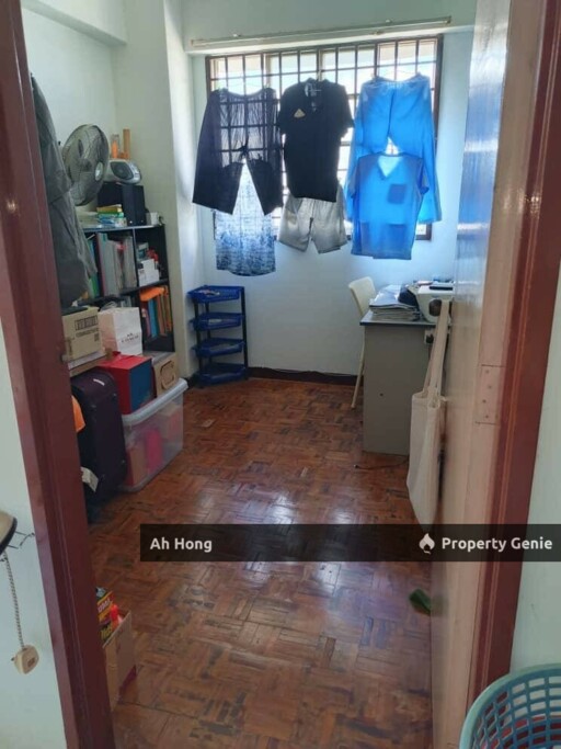 Full Loan Unit / Larkin / Sri Impian / 3bedroom