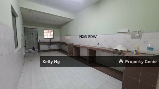 Double Sty House At Taman Bayu Perdana Klang For Rent