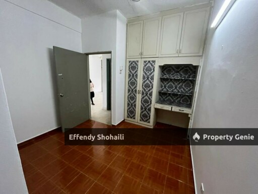 PUTRI APARTMENT SETIAWANGSA WANGSA MAJU