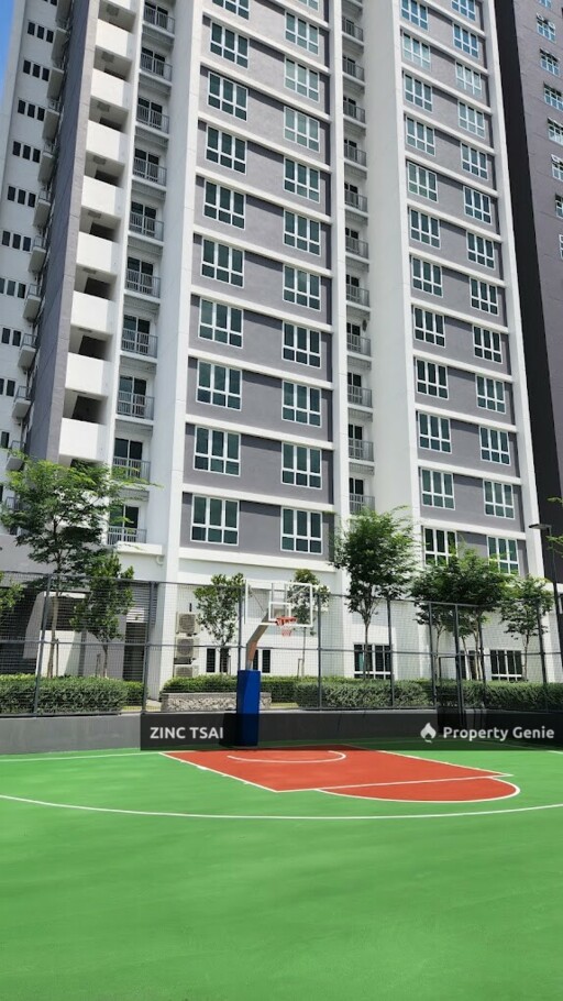 Plaza @ Kelana Jaya Residences {Save RM 142,200} 4~7 mins drive to LRT Kelana Jaya (KJ Line)