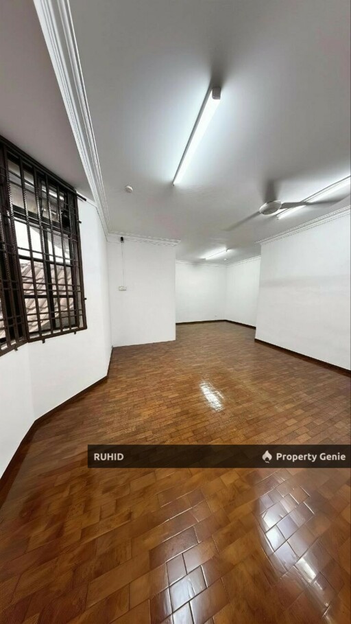Gated & Guarded Double Storey Terrace House - Taman Rinting, Masai