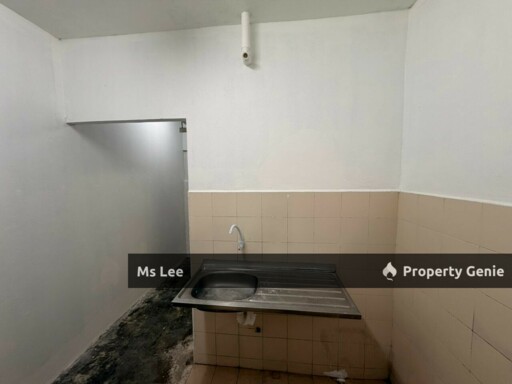 Pangsapuri Bandar Bukit Tinggi 2-Klang-Blok D Ground floor-Ready Now
