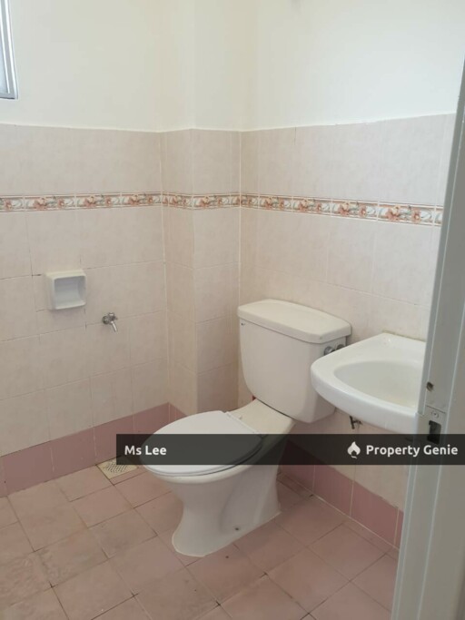Renovated 2 Storey House @ Bandar Puteri, Klang - Sale Below Bank Value Rm142k