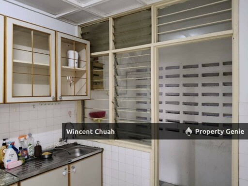 4Rooms Wangsa Heights Condo with Two Balcony. Newly Painted and Renovated