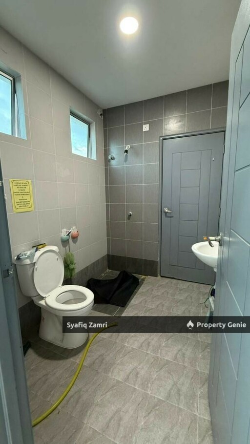 TERES 2 TINGKAT BKP SOI, BANDAR KUANTAN PUTRI, KUANTAN