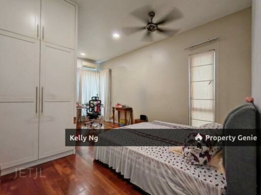Double Sty Semi D House At Bandar Parklands Klang For Sale