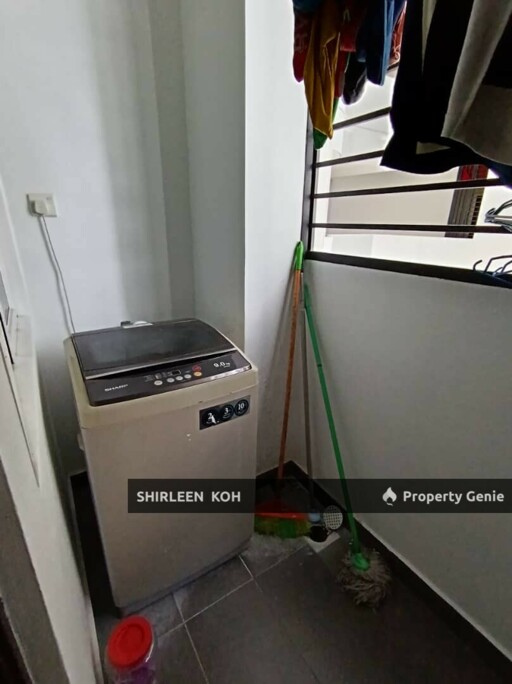 Room renting at M Condominium @ Larkin