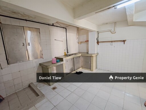 2.5 Storey freehold Sri Sinar landed near Kepong segambut for sell