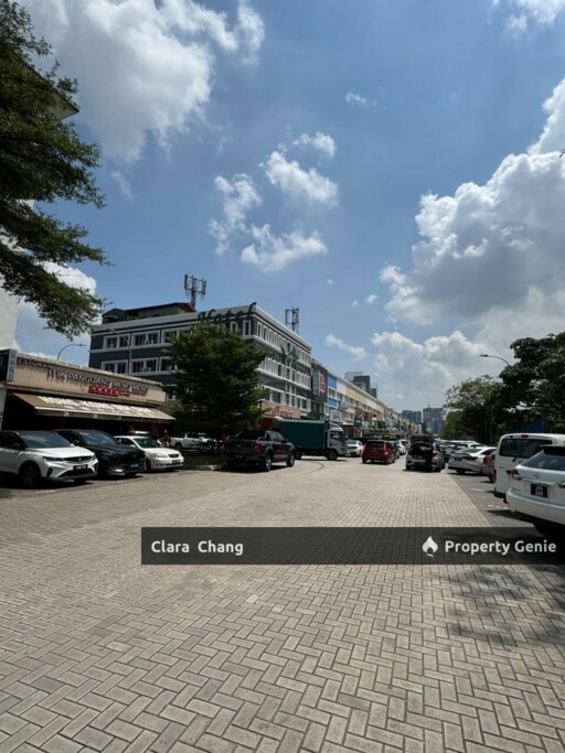 Mount Austin 3 Storey Corner Lot (Ground Floor) Shoplot for Rent