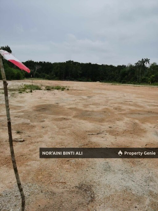 Turun Harga ‼️  🏞 Tanah Lot Bangunan Mukim Sungai Karang untuk Dijual!
