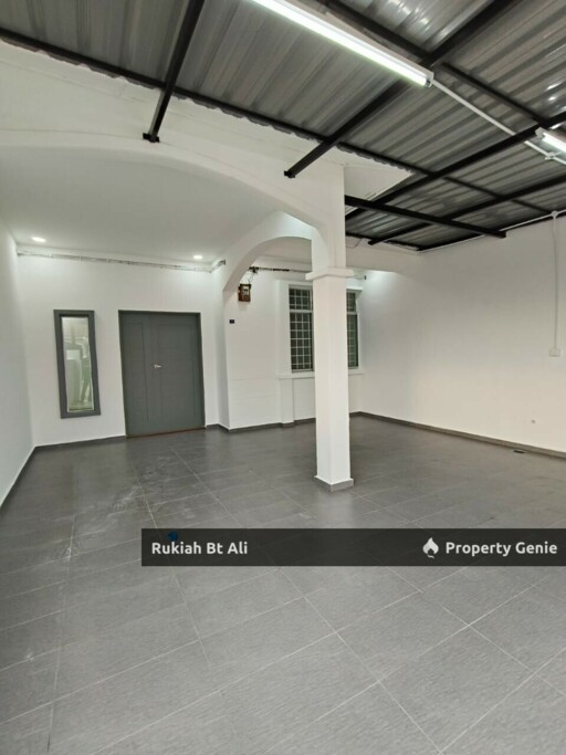 Ready To Move In Terraced Home In Taman Seri Teluk Emas