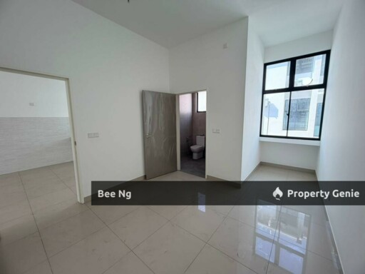 Senadi Hills / Iskandar Puteri / 2 Storey Terrace / Brand New / Unblock / For Sale
