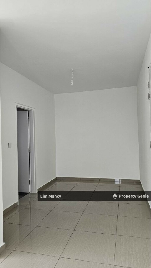 Horizon Hills @Kingswood Three Storey Cluster Corner