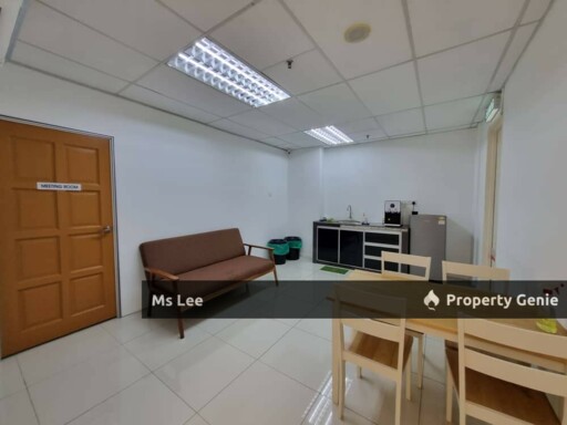 Office Suite 3A RM 1340 -The Landmark - Bandar Bukit Tinggi, Klang -Ready Now
